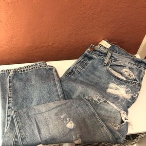 Gap Distressed  Boyfriend Jeans